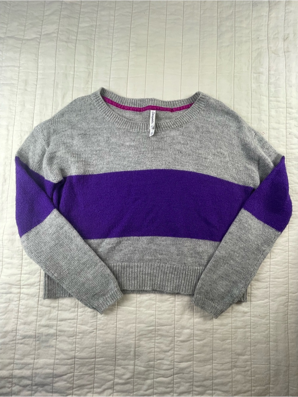 Aeropostale Gray Cropped Crewneck Sweater with Bold Purple Stripe XXL